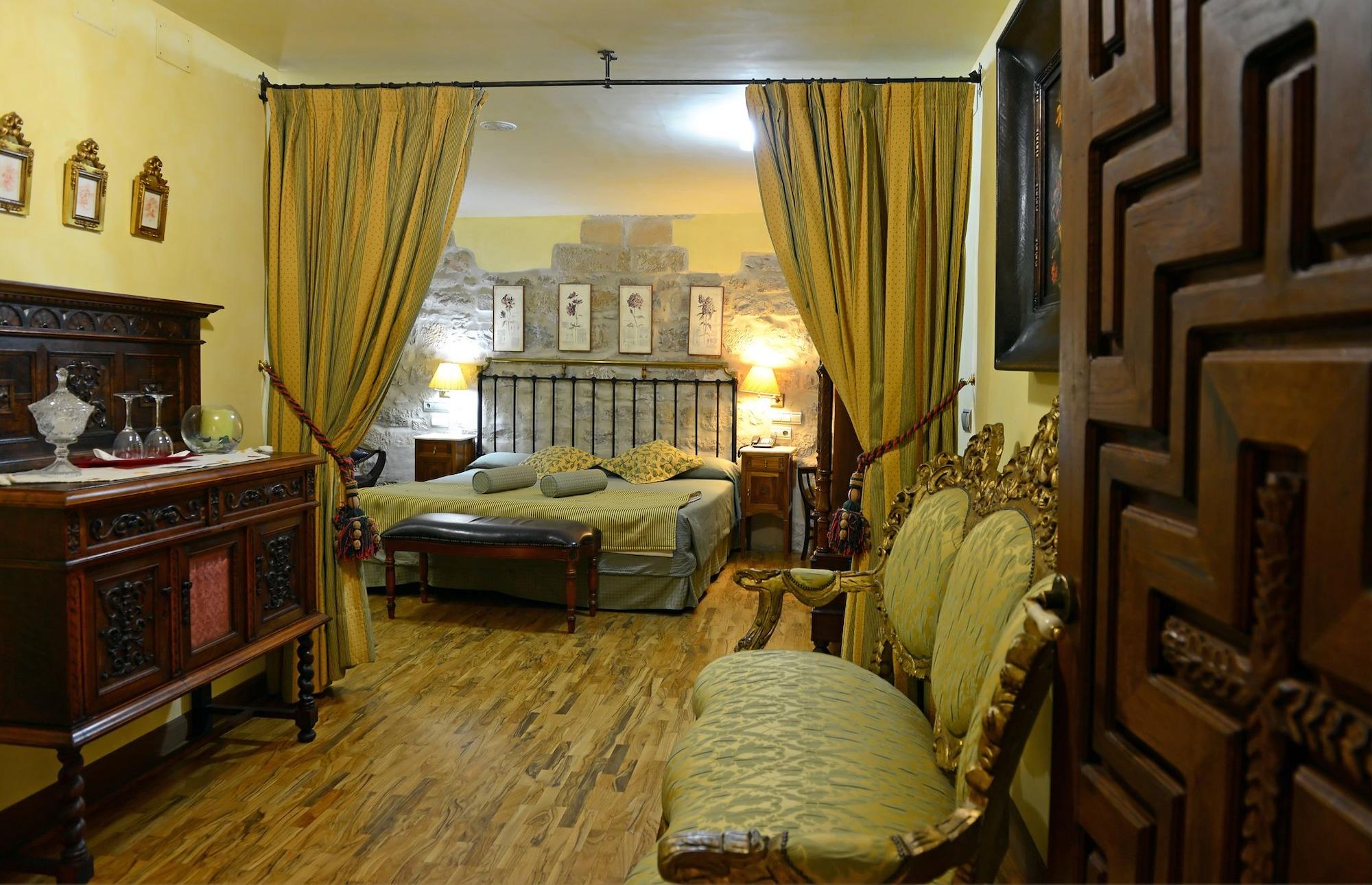 Hotel Cetina Palacio De Los Salcedo Baeza Exteriör bild